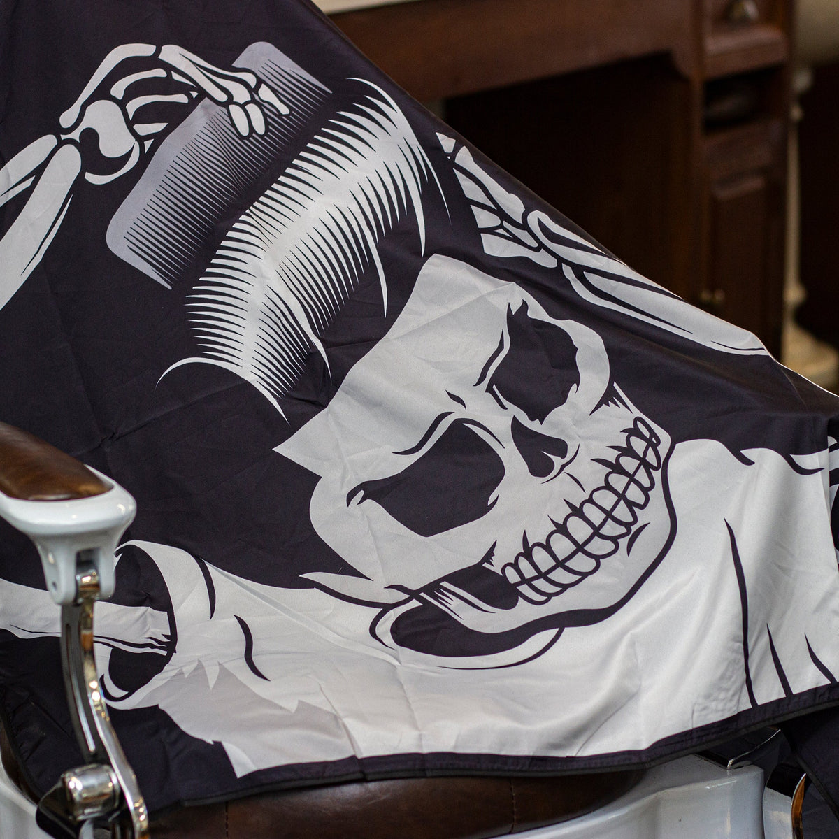 Capa para barbero - Calavera